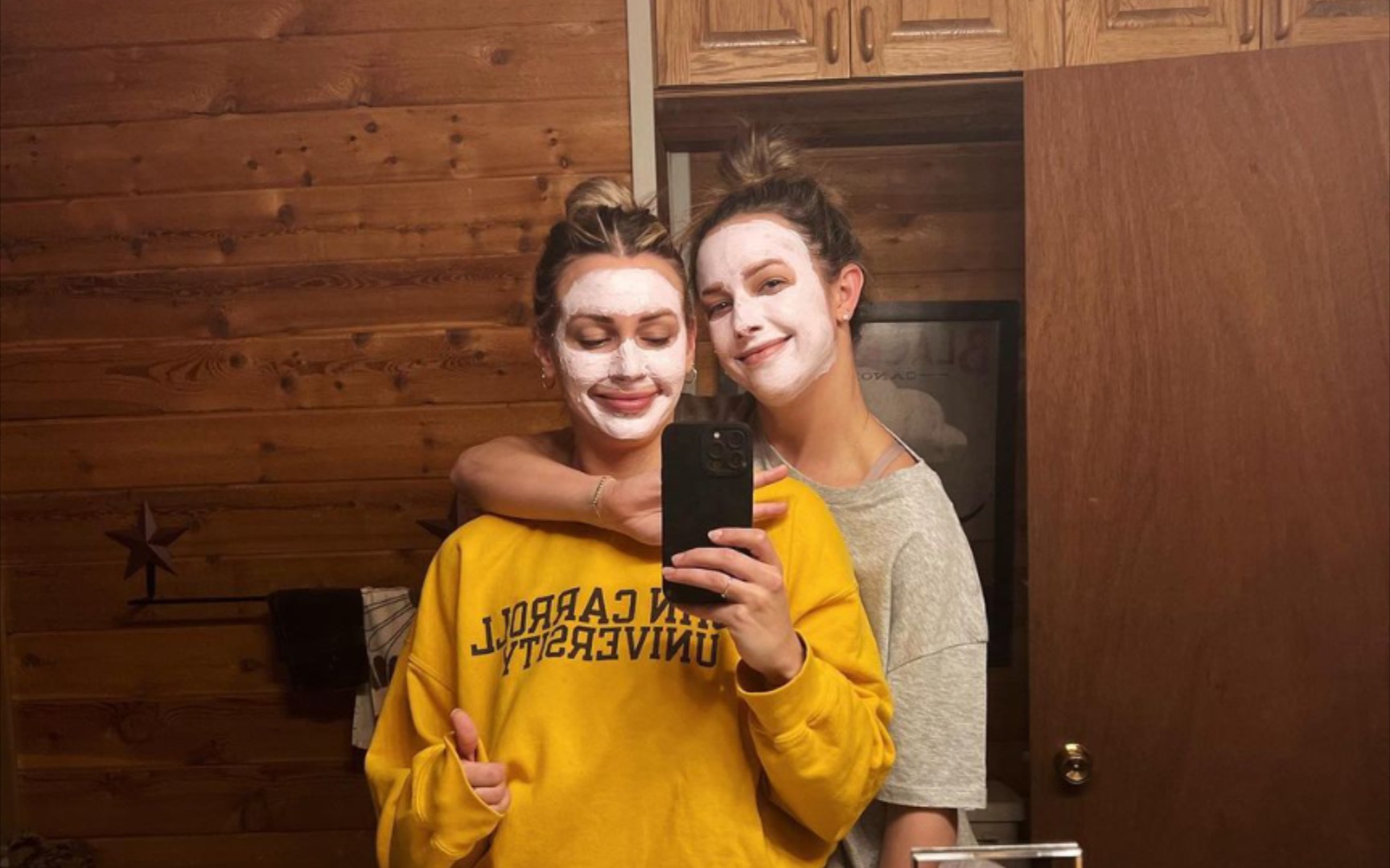 202201020103kristenstephinstagram日常姐夫这照片都被玩儿坏了吧