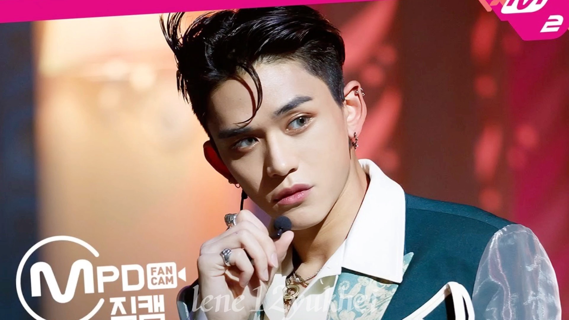 【黄旭熙/lucas】顶级门面寻找直拍封面