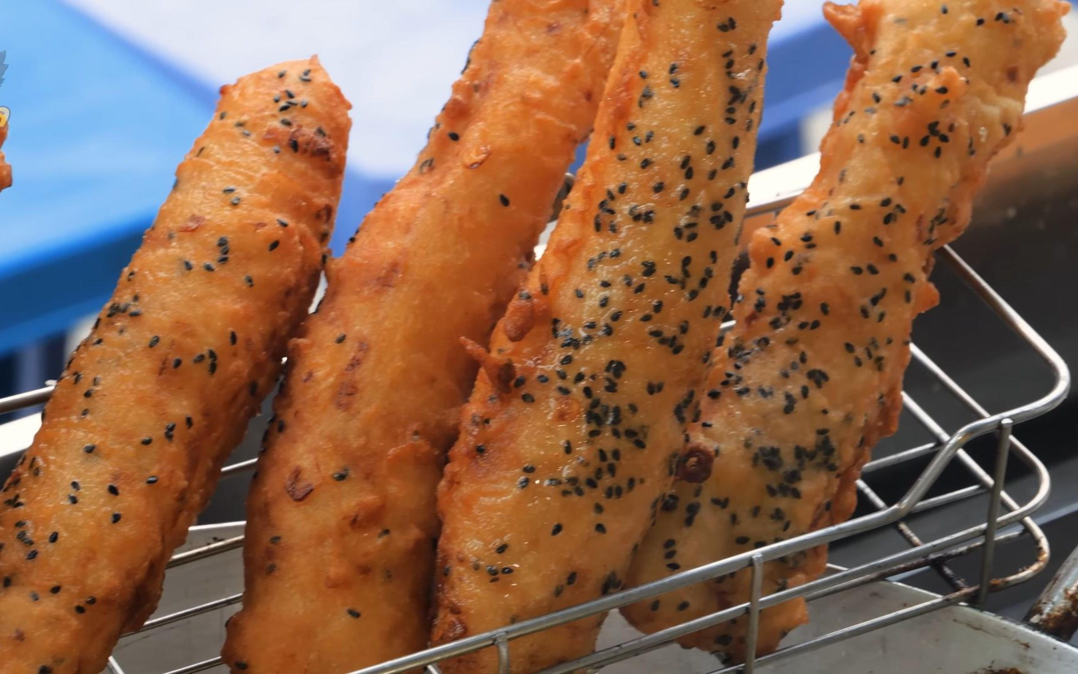 越南特色小吃香蕉油条