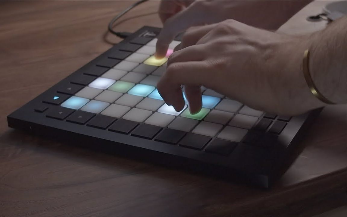 launchpad pro mk3 评测 - 来自灯光秀演奏者的视角