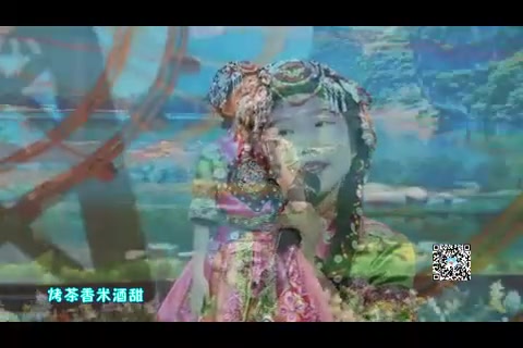 [图]八岁的苗子嫣同学演唱歌曲彝山彝水等你来演唱自然服饰精美载歌载