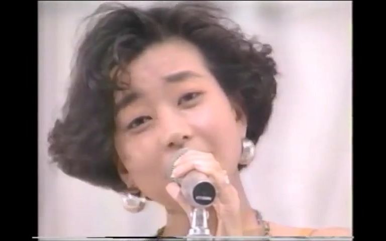 [图]和田加奈子 -- あの空を抱きしめて