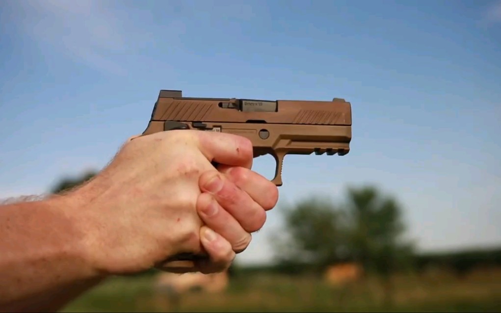 西格绍尔m18暴力破坏实验耐久(作为g粉这枪颜值真心高!