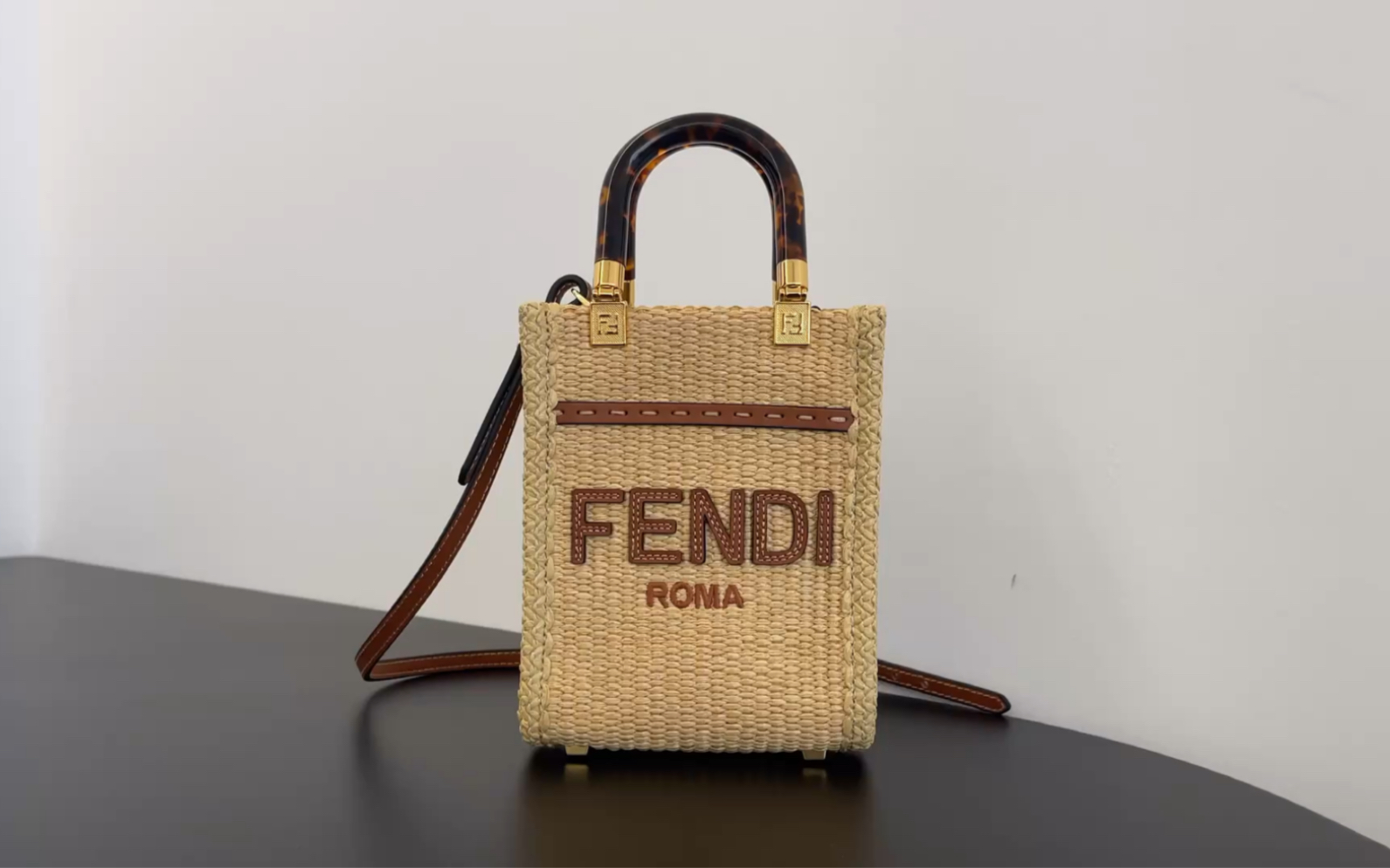 芬迪sunshine草编迷你玳瑁托特包