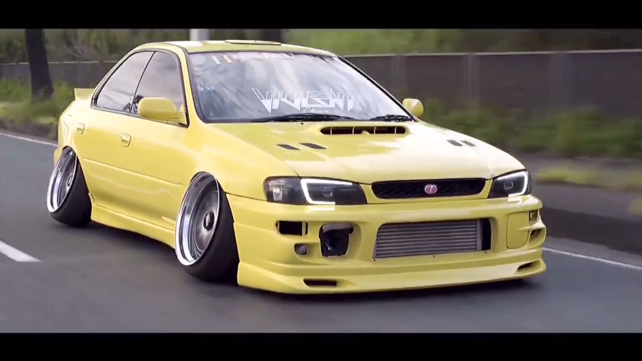 低趴外八斯巴鲁