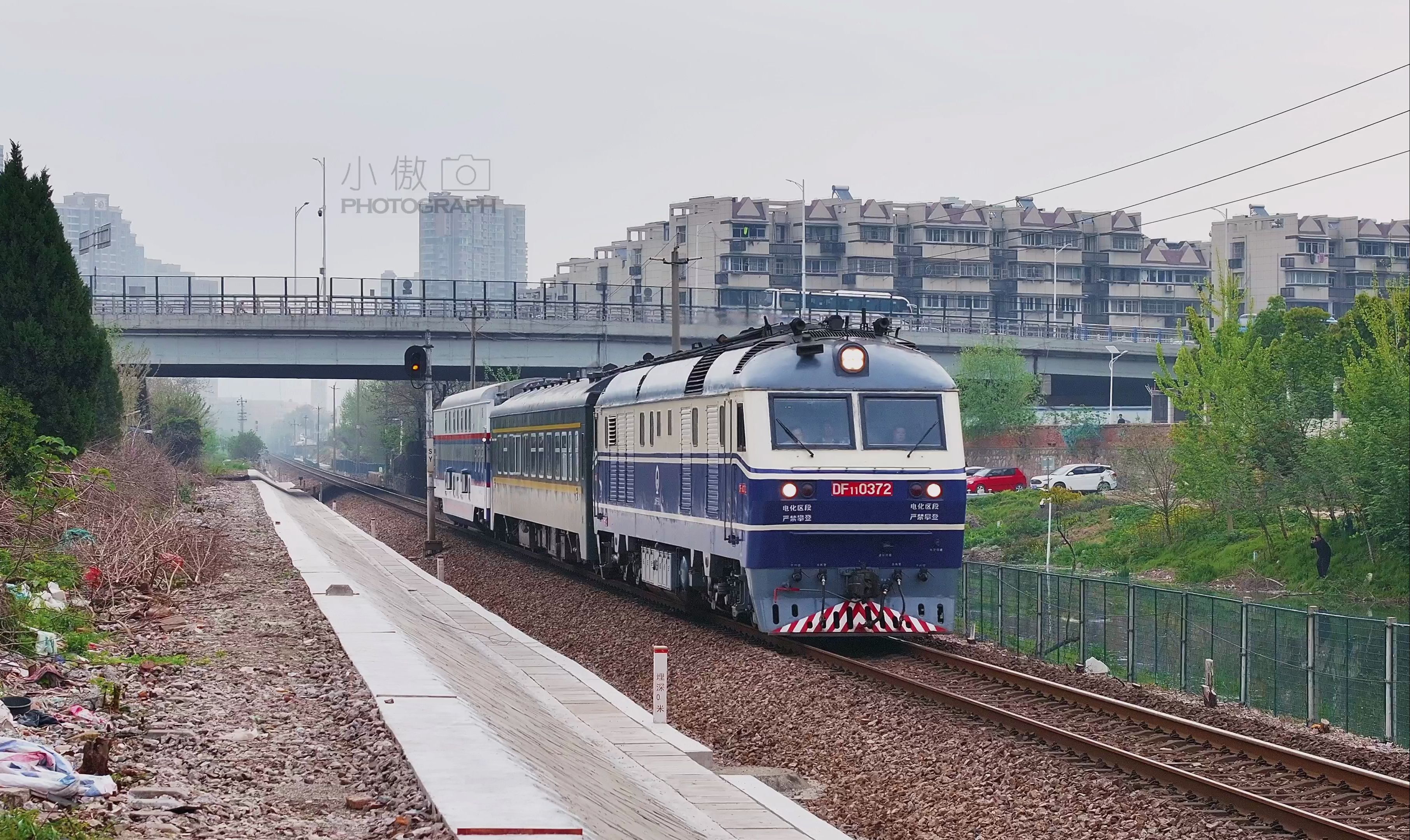 时隔多年,宁芜线再度迎来了双层火车