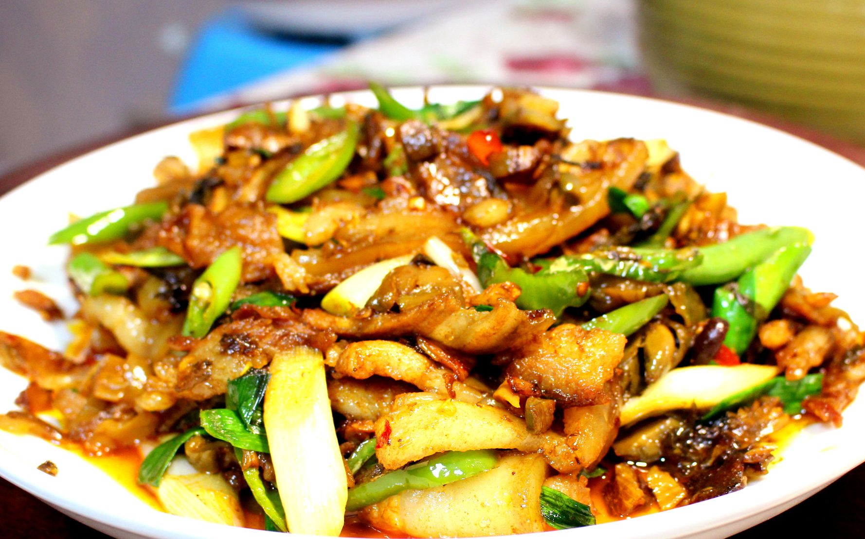 大厨这碗咸菜回锅肉,会让我多吃三大碗饭,你敢试试吗?