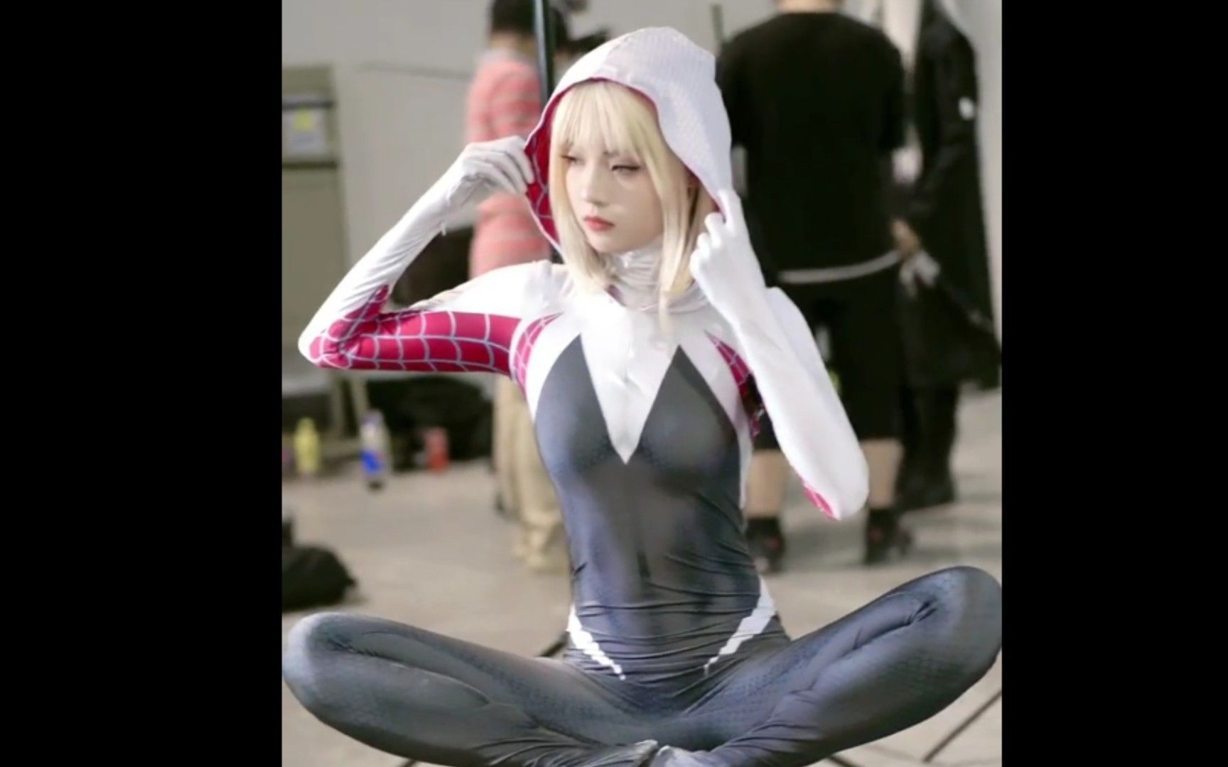 "再这样我就要叫保安咯!