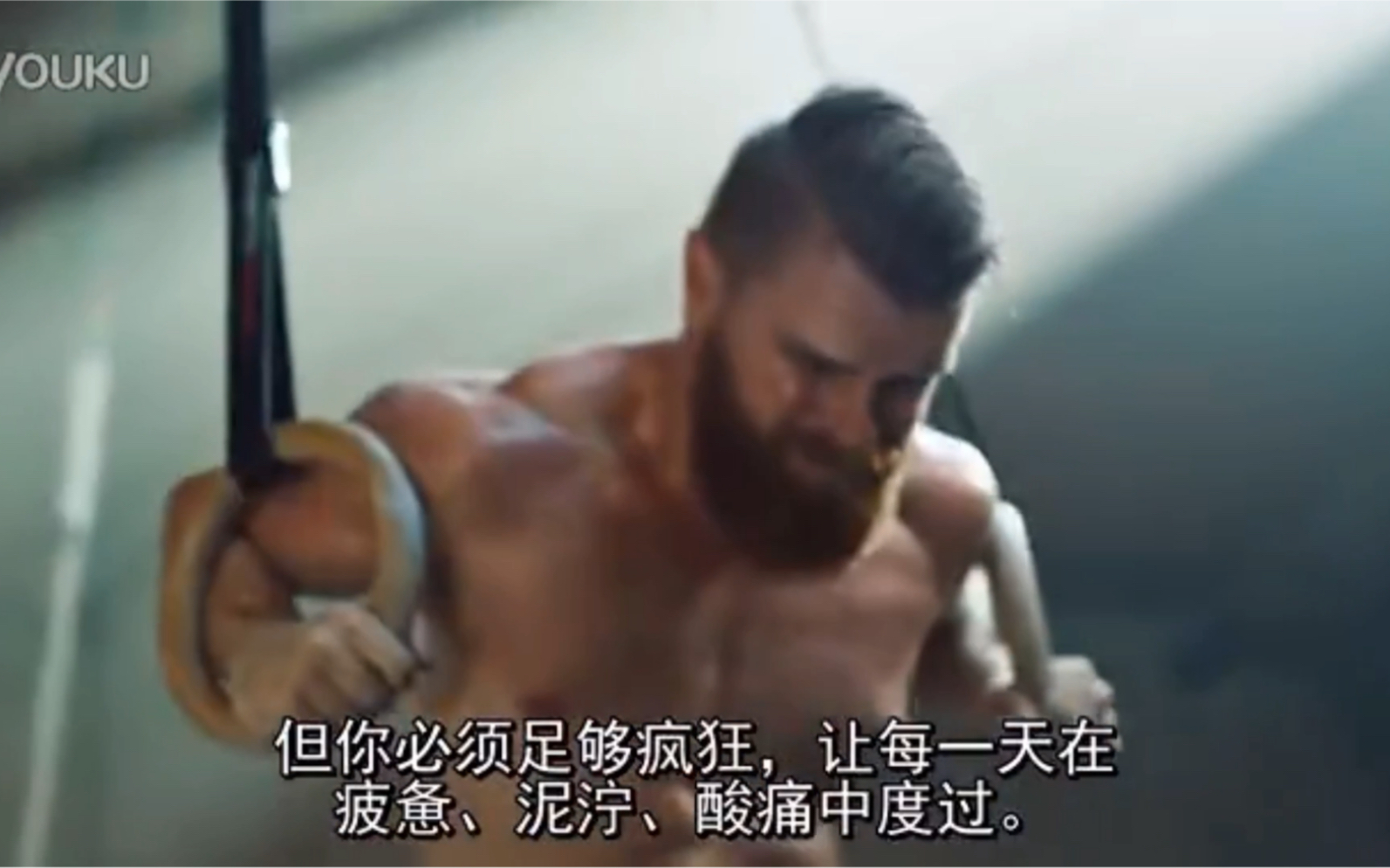 [图]分享一个很早的Reebok广告 也是刚开始练CrossFit的时候看到的 现在无意间再回头看见 感触颇深 从当初的狂热到现在的挚爱 不断的突破自己