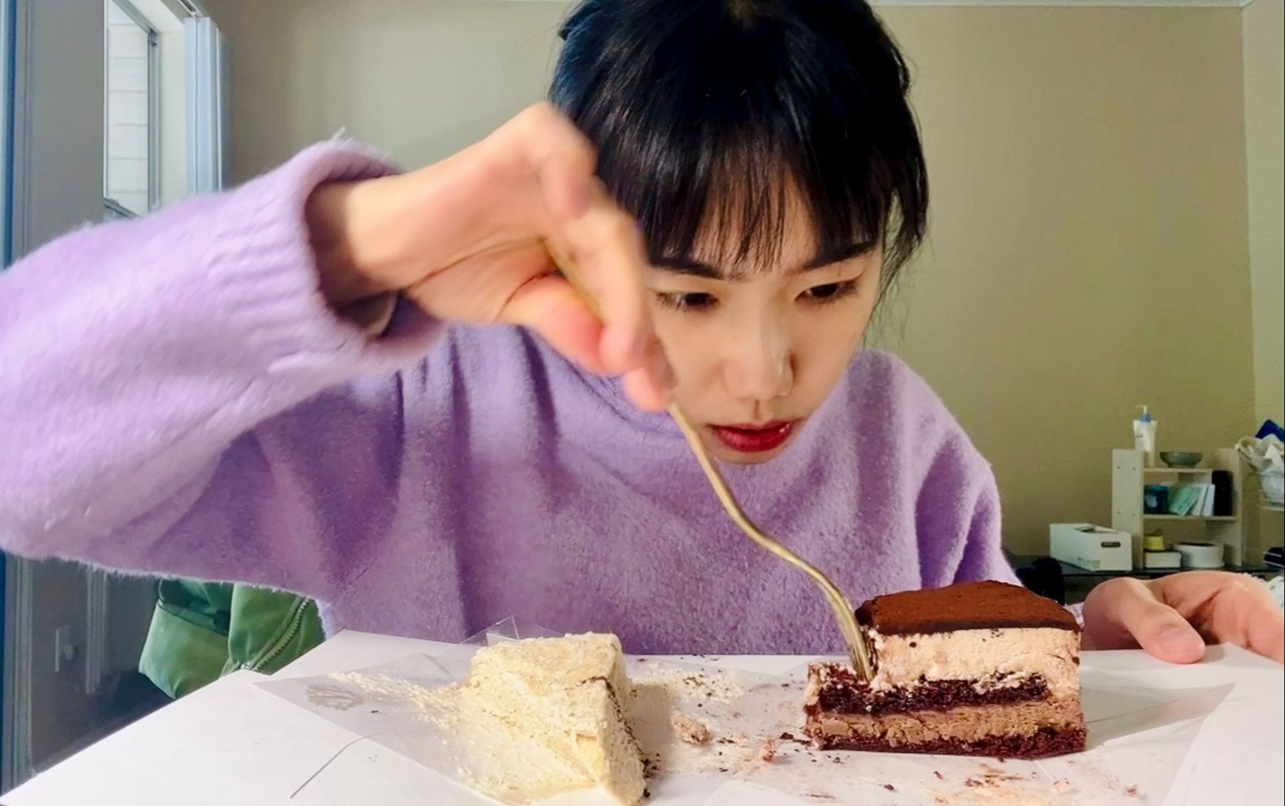 一次吃两块ladym蛋糕,一天吃两次 (抑郁药方)