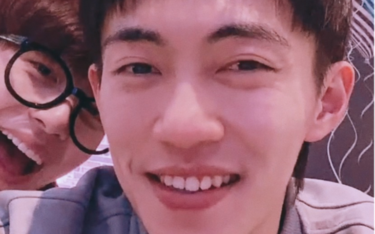 1.5老王去唱k直播 【最后王剑老王甜蜜合唱私奔到月球】