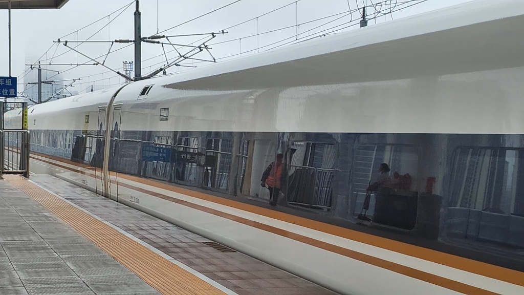 【合福场】g1631 cr400bf出上饶站(防空警报)