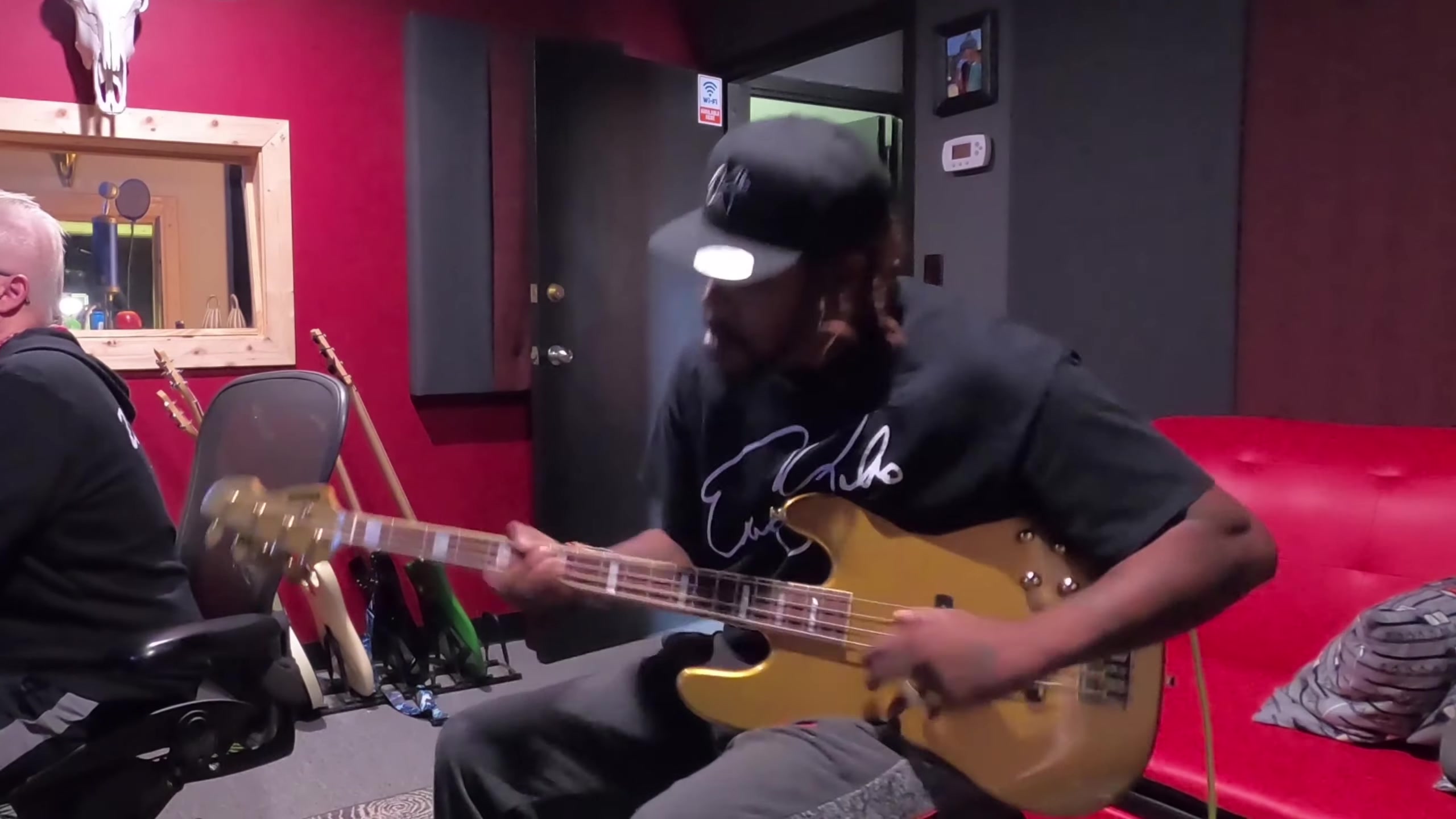 [图]LET'S WORK PRINCE TRIBUTE by Jackie Clark feat. ERIC GALES and MONONEON!