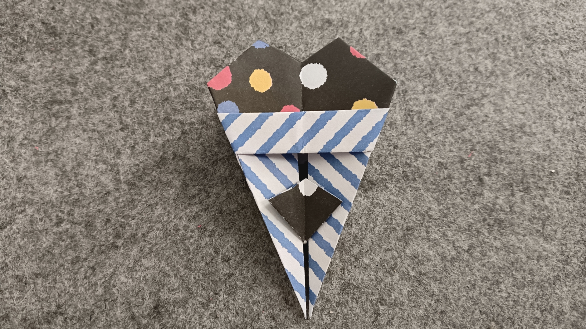 童年趣味手工,猴子爬树的折法,简单好玩!