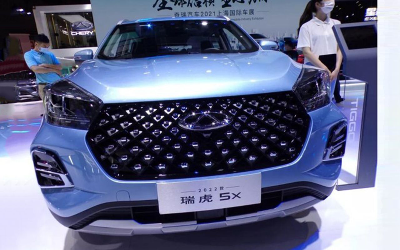 新车快讯|2022款奇瑞瑞虎5x亮相上海车展,造型小改,动力不变_哔哩哔哩