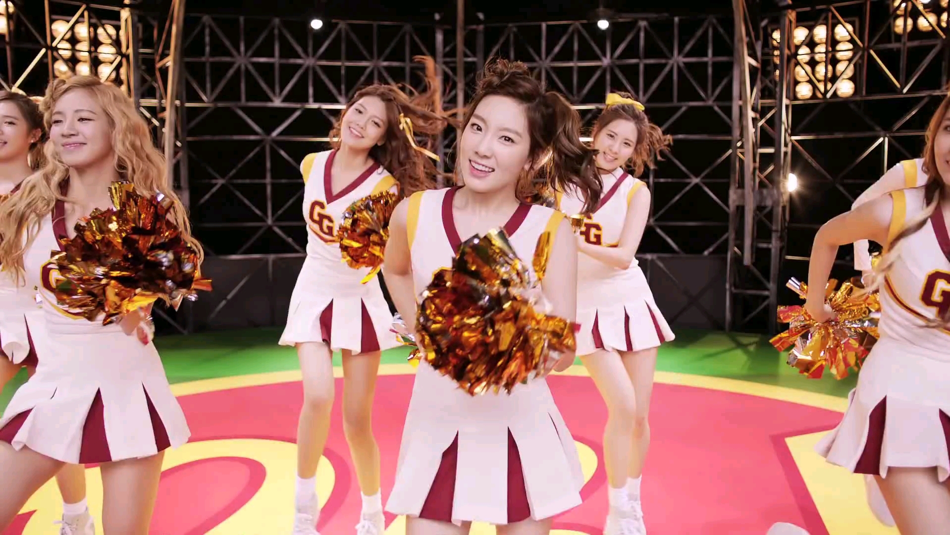 韩国女团,热舞魅力无限!