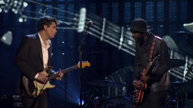 [图]【现场】John Mayer & Gary Clark Jr - Born Under A Bad Sign