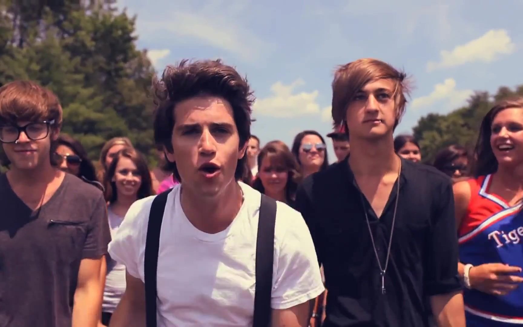 the downtown fiction - i just wanna run