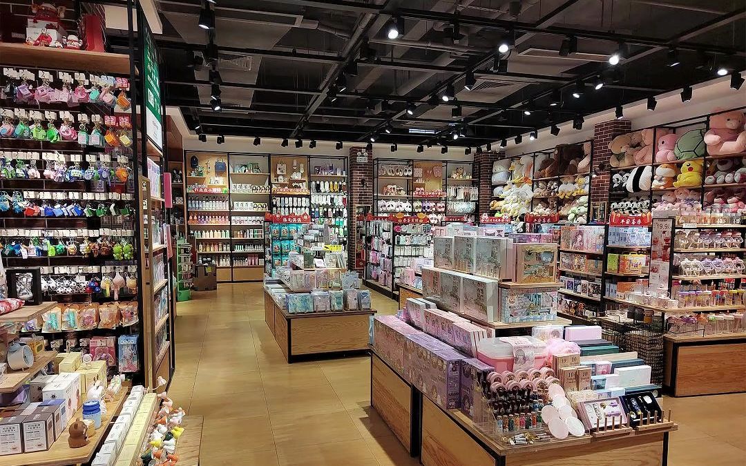 整店设计 #门店布局 #货架工厂 #精品店货架