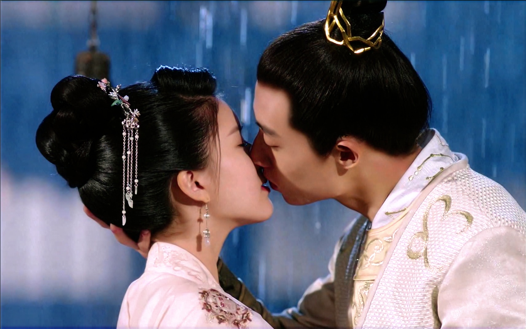 北堂弈洛菲菲高甜撒狗粮虐死单身狗谷嘉诚赵露思哦我的皇帝陛下第二季