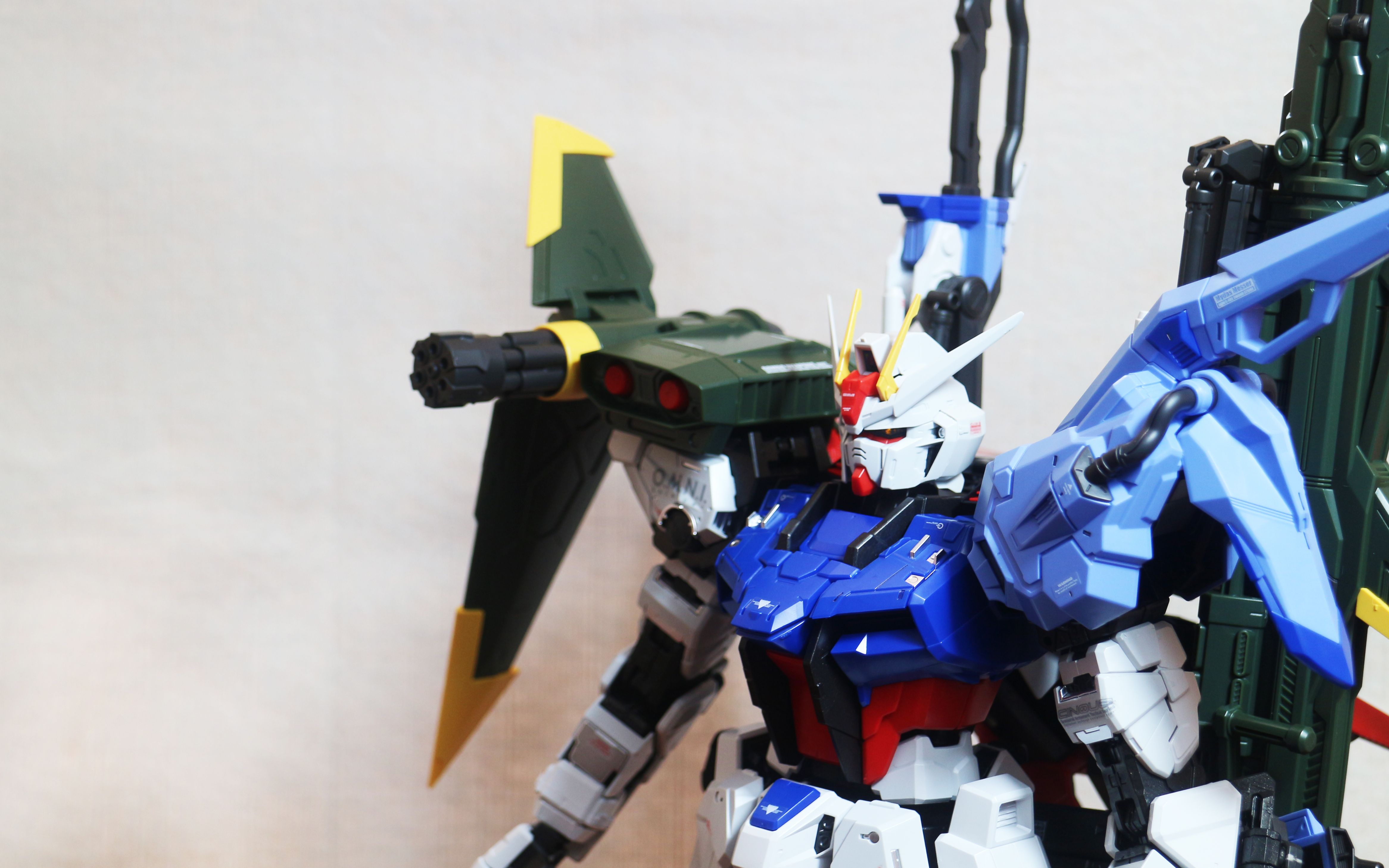 【汉堡包的塑胶】—— 2020万代pg 1/60 完美强袭开箱简评