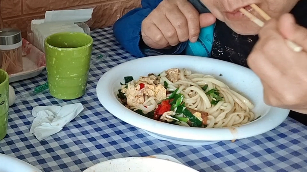 品尝新疆第一面