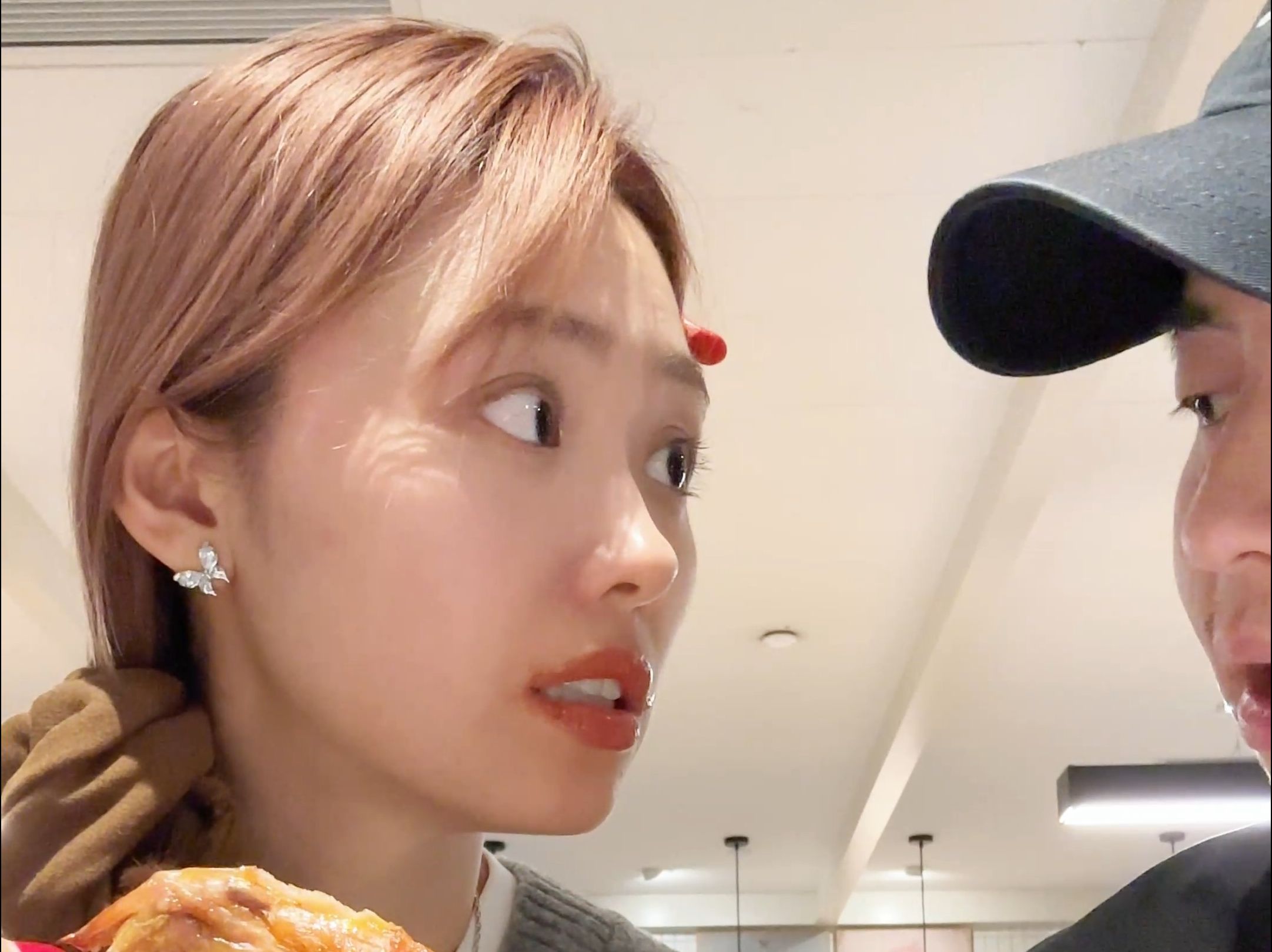 关于吃饭擦嘴巴的正确方式