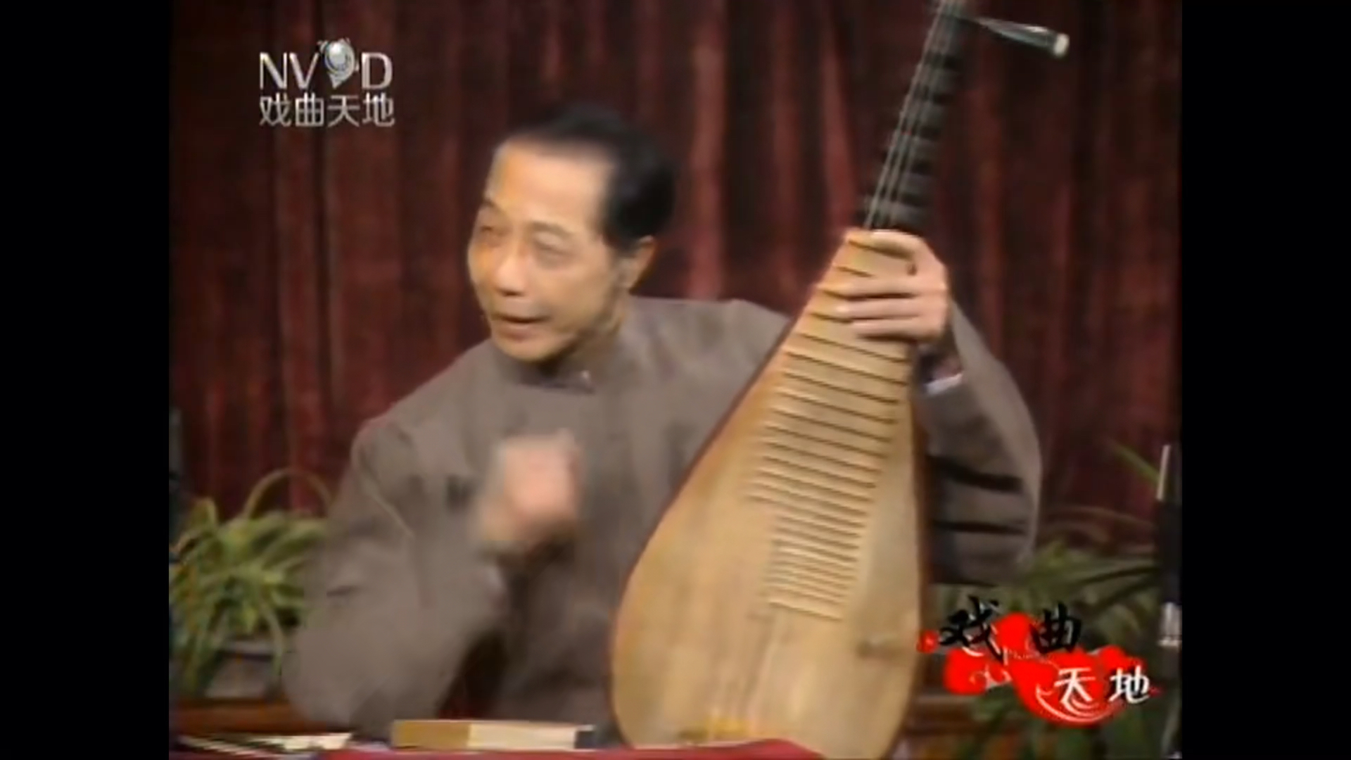 长篇苏州弹词选曲《秦香莲·迷功名》弹唱:张鉴国 伴奏:张鉴庭 快蒋