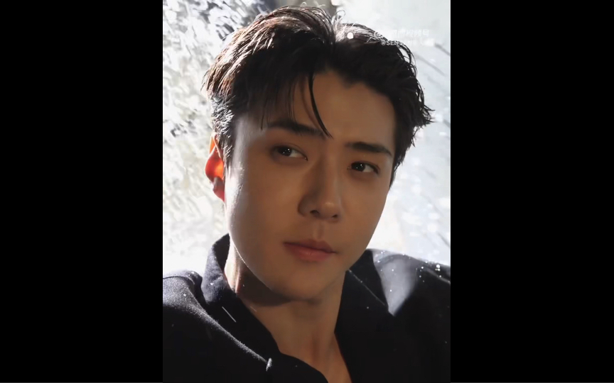 第一场雪下起的时候,想和你分享感动~||初雪到了,吴世勋就来了