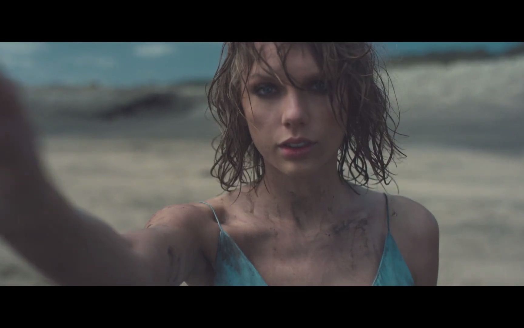 给霉霉的outofthewoods剪了一个很kpop的mv