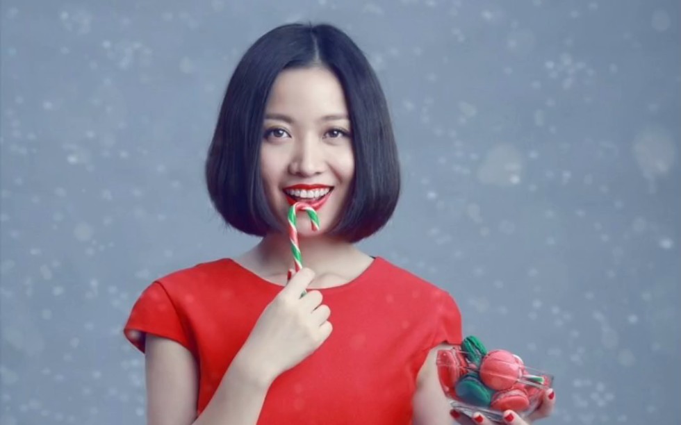 武汉女歌手姚贝娜