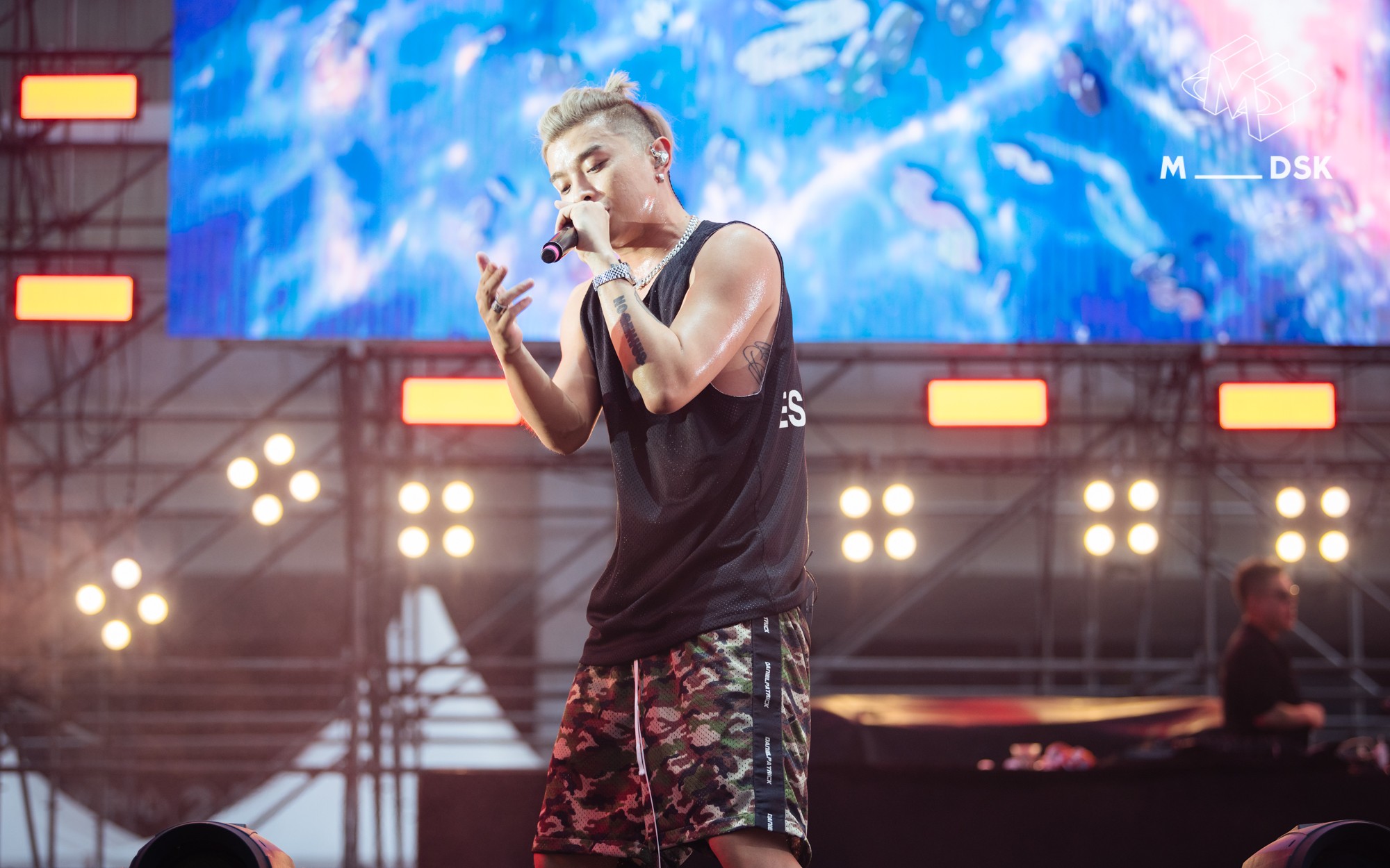 满舒克《lost》mdsk音乐节现场!全场合唱!