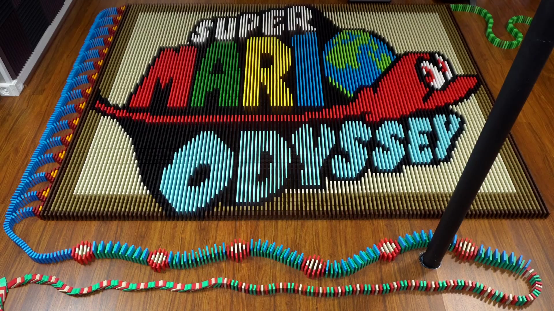 [图]Super Mario Odyssey (IN 148,777 DOMINOES!)