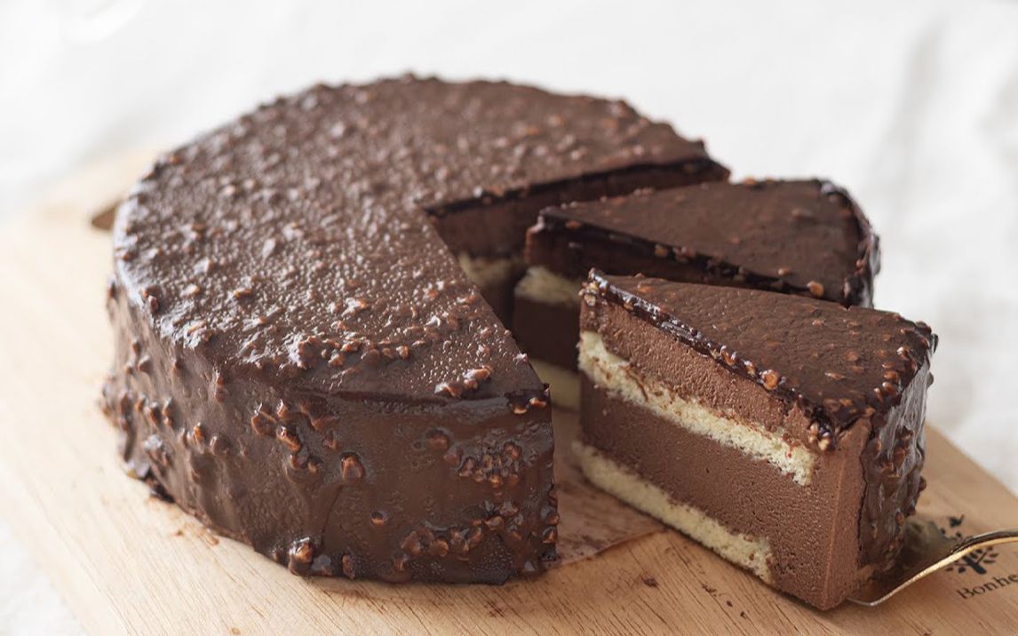 巧克力杏仁脆皮慕斯蛋糕教程,口感丝滑甜入心扉~【hidamari cooking】