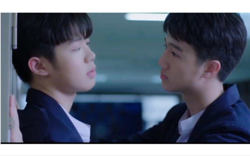 男校风云校霸一心只想搞事情奈何竹马和跟班只想谈恋爱