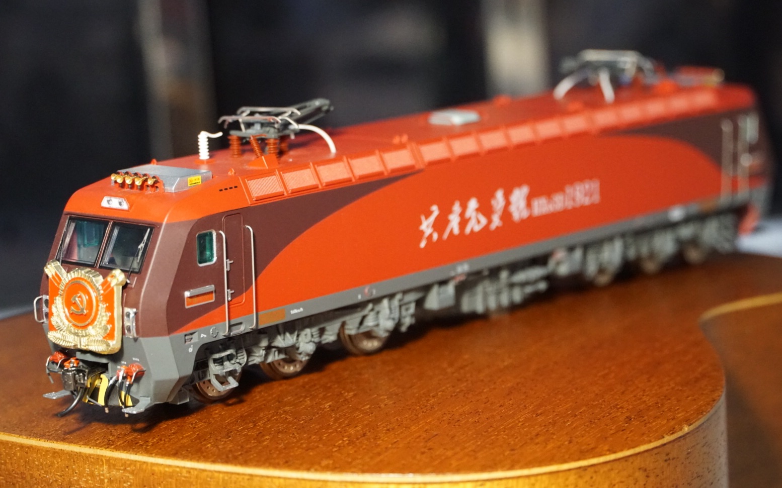 活动作品火车模型cmrhxd3d1921号机车模型开箱