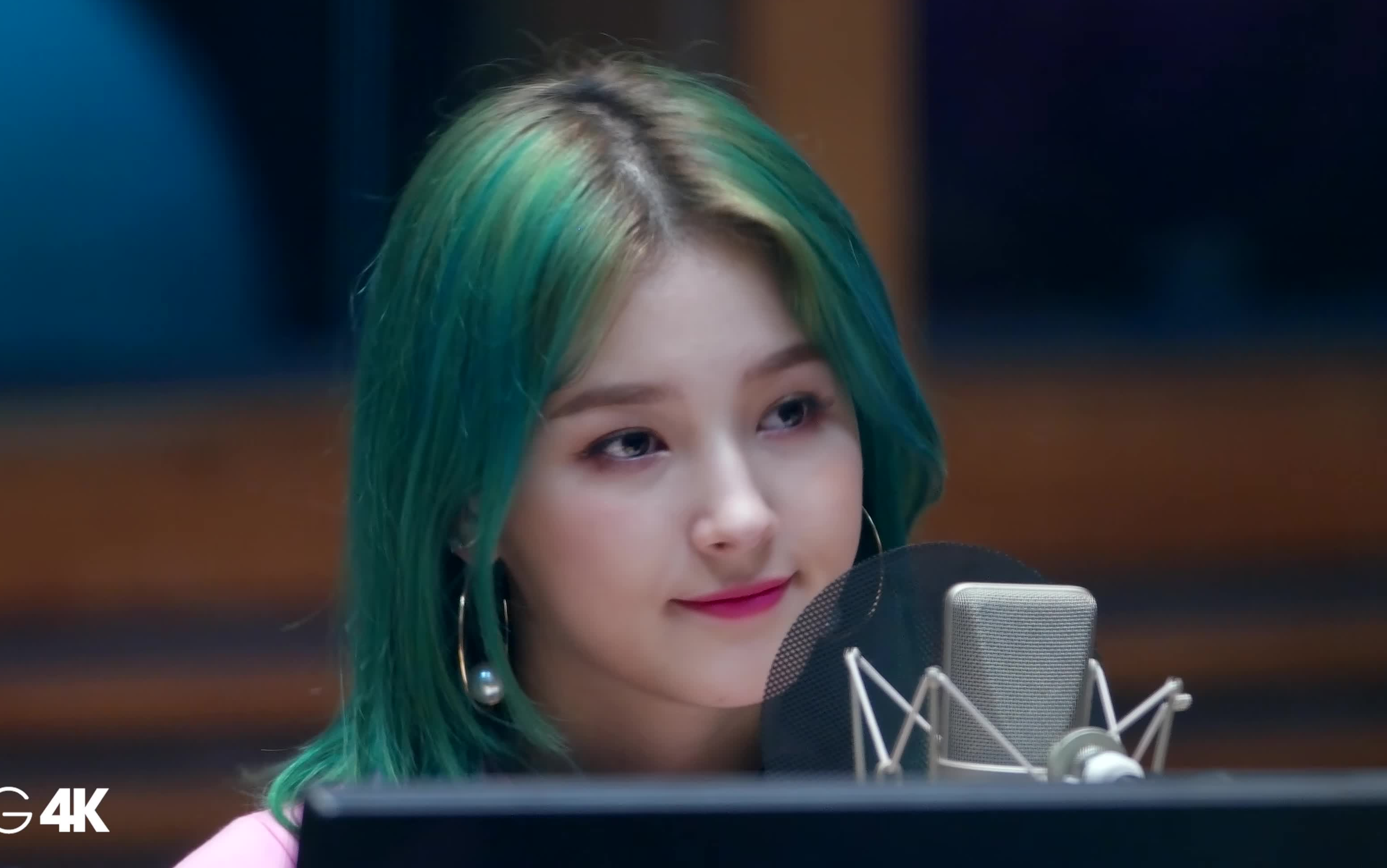 4k 180703 listening to nancy "the starry night" 近距离欣赏nancy