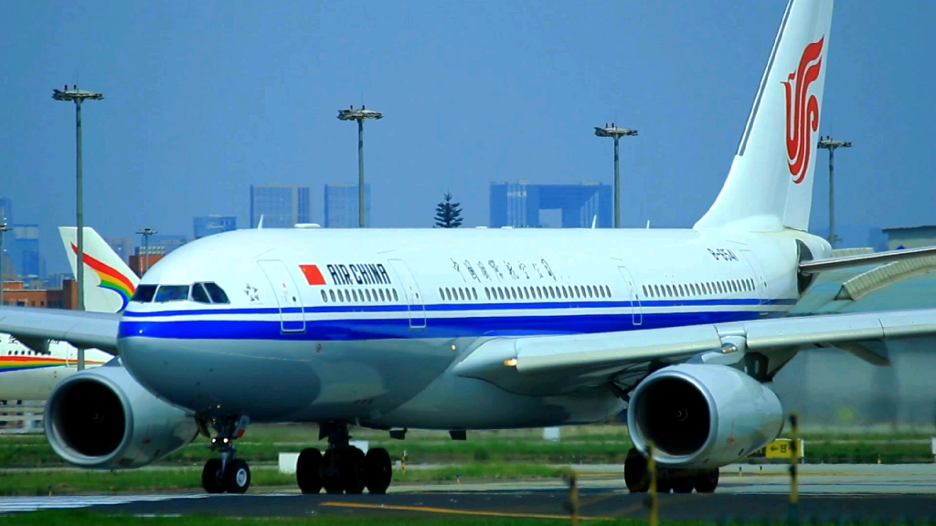 活动作品国航大型飞机空客332凤凰真的飞上天了