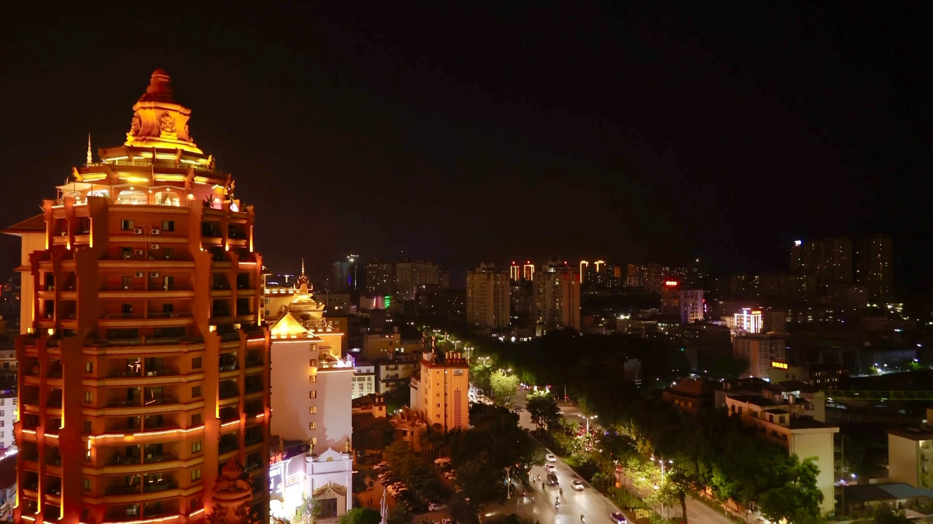 西双版纳,美丽的告庄之夜