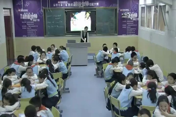 [图]川教版_小学五年级英语_下册Unit 1 We Love NatureLesson 3 A Book about Animals-刘老师公开优质课教学视频