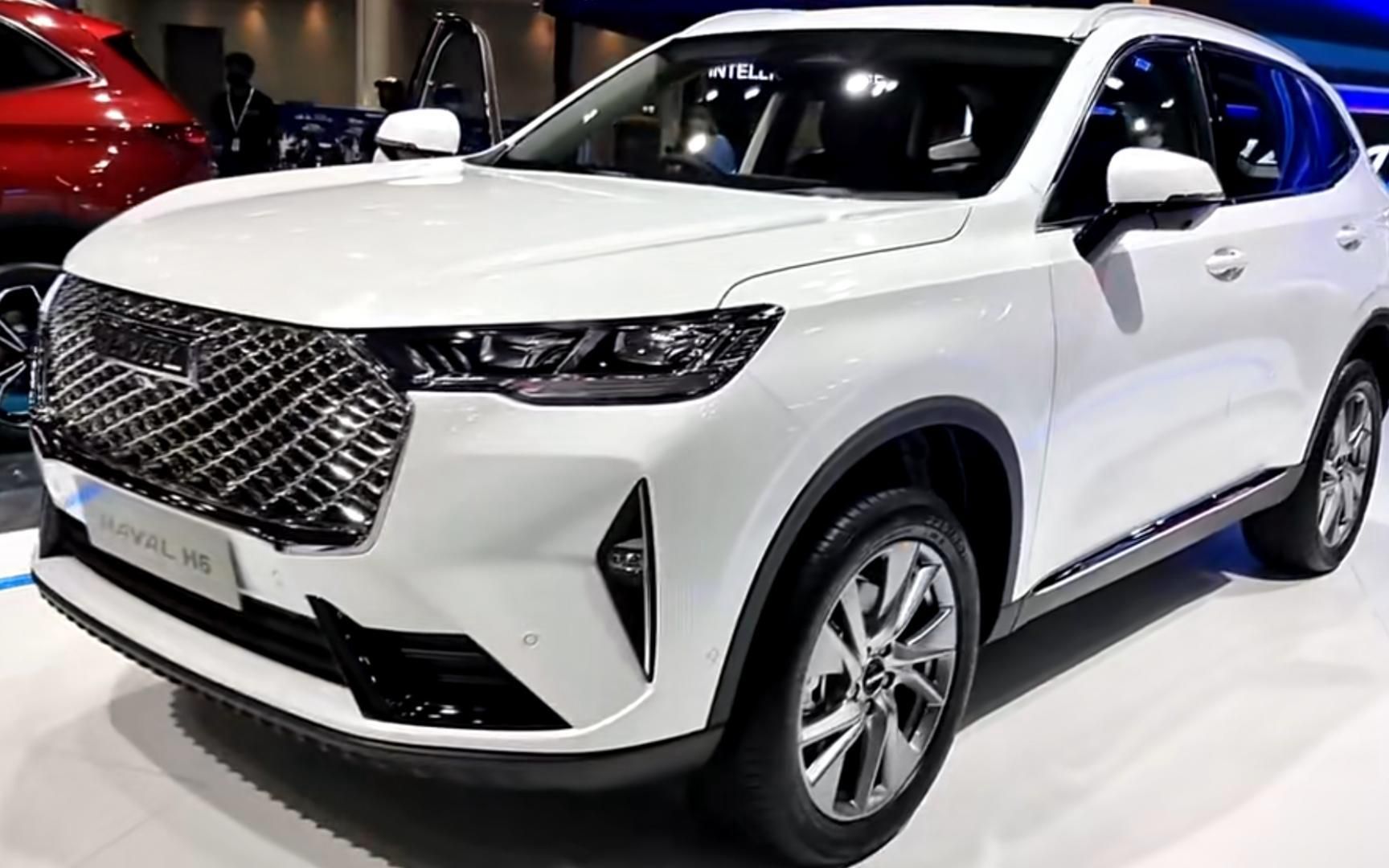 2024款哈佛h6正式亮相!新suv比坦克300还霸气,2.0t爆发238马力