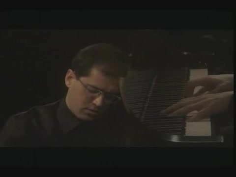[图]【钢琴】勃拉姆斯F大调浪漫曲 Roberto Plano plays Brahms Op. 118 No. 5 Romance in F