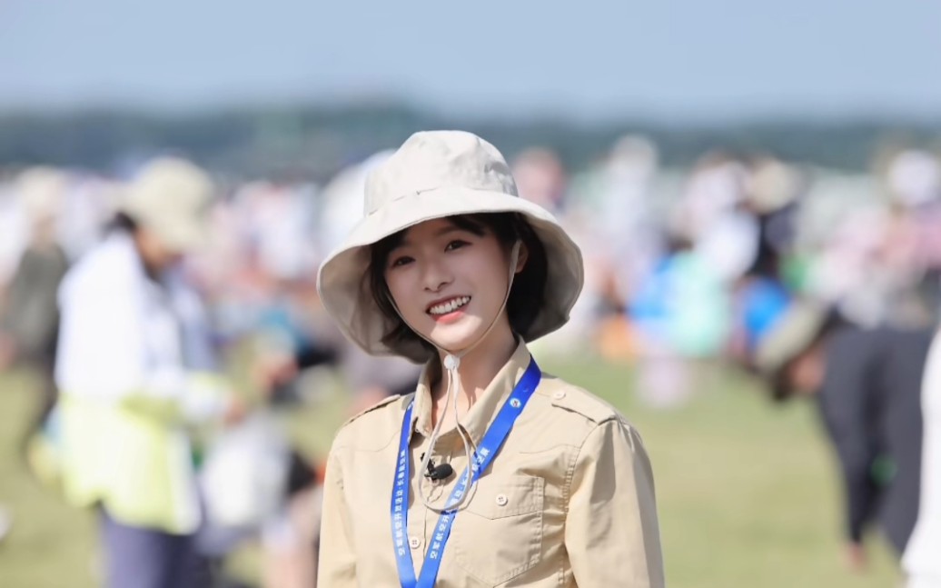 晓莹姐姐在长春航展的报道(上)