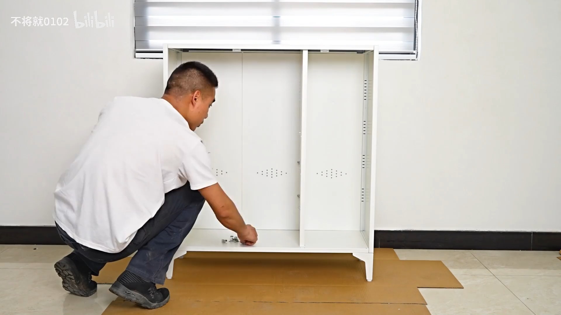 大一 仿石材鞋柜安装视频高清 1080p-30帧-79mb-avc