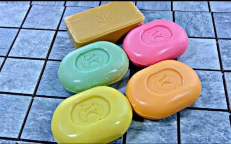 【刮肥皂】硬皂 搬运 传说中巨难干的nc皂 soap uk 202108