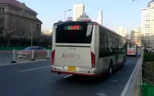 Скачать видео: 【天津公交】629路 中通风采LCK6123CHEV 通过小白楼音乐厅（2023.1.3）