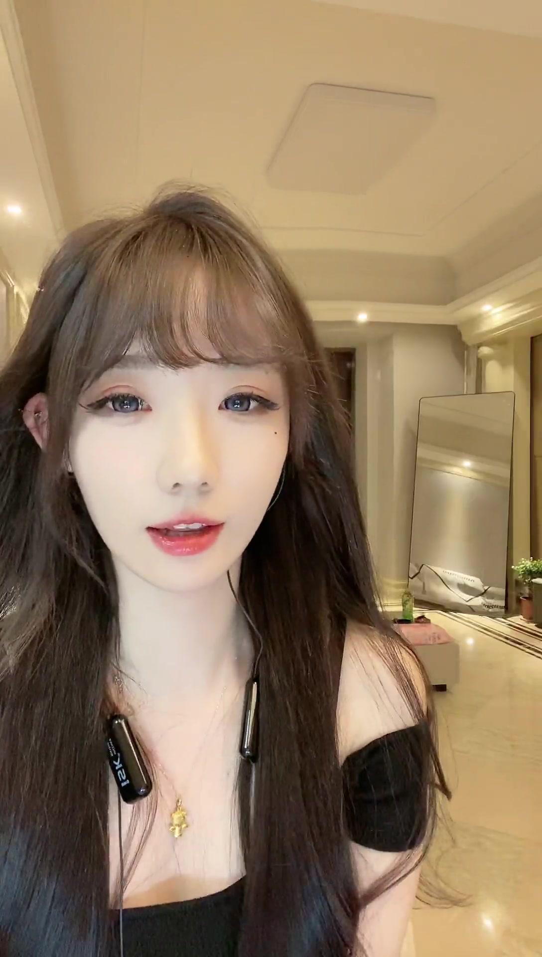 王雨萱 妻子的展馆 丈夫的荣耀