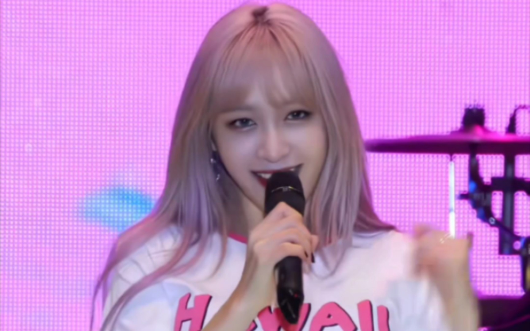 exid成员"哈尼hani安喜妍"个人饭拍(hot pink)