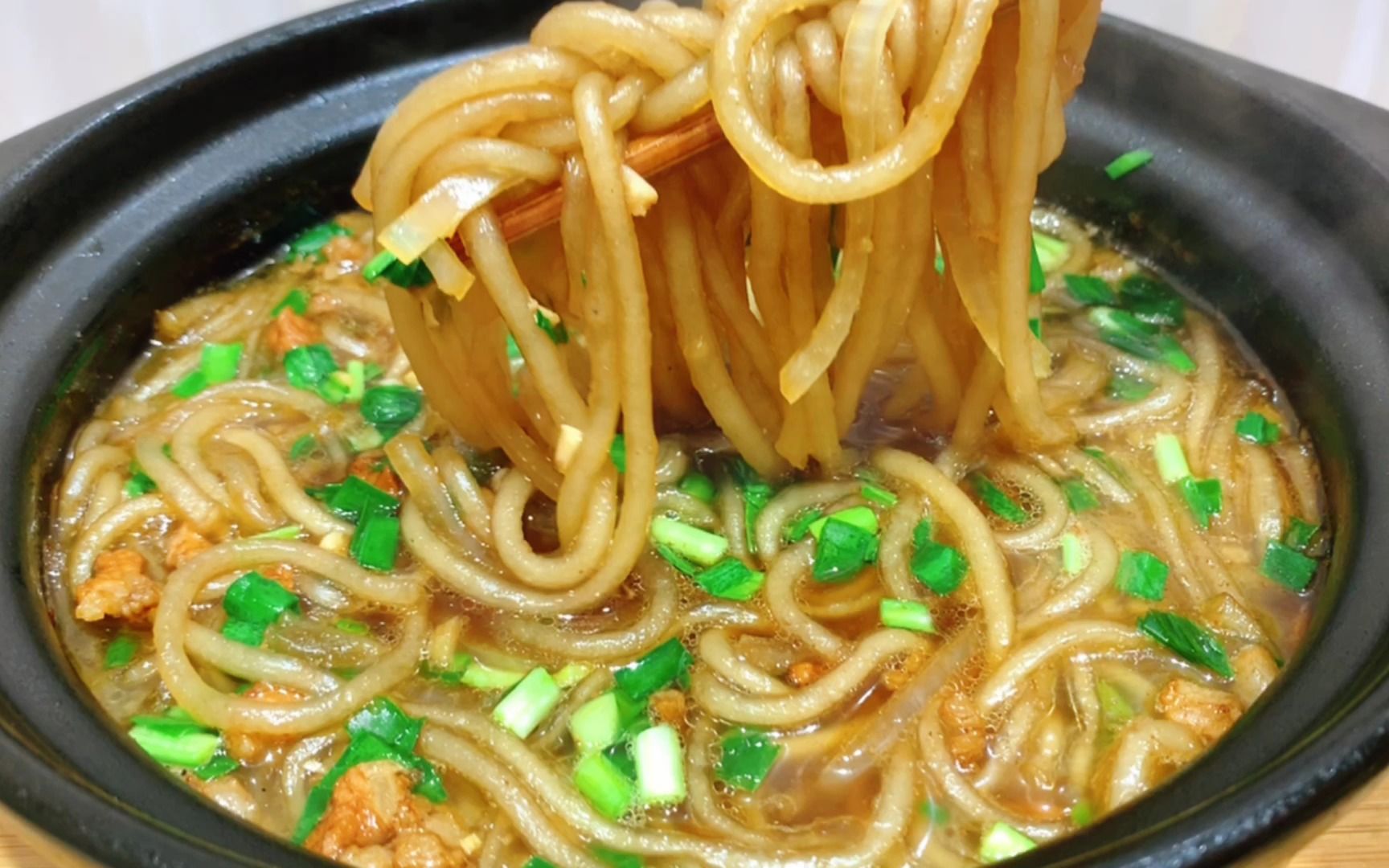 砂锅肉末粉条,营养解馋,开胃下饭,比炒着还好吃_哔哩哔哩_bilibili