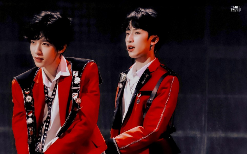 翔霖舞台混剪鲜血满襟手握玫瑰